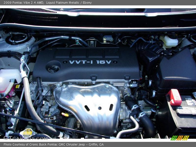 Liquid Platinum Metallic / Ebony 2009 Pontiac Vibe 2.4 AWD