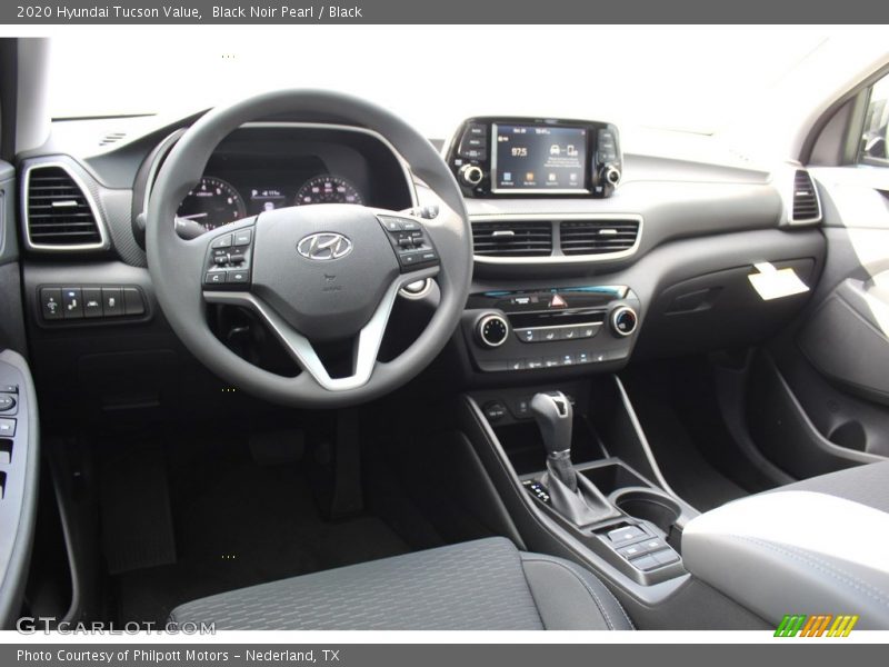 Black Noir Pearl / Black 2020 Hyundai Tucson Value