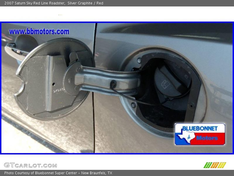 Silver Graphite / Red 2007 Saturn Sky Red Line Roadster