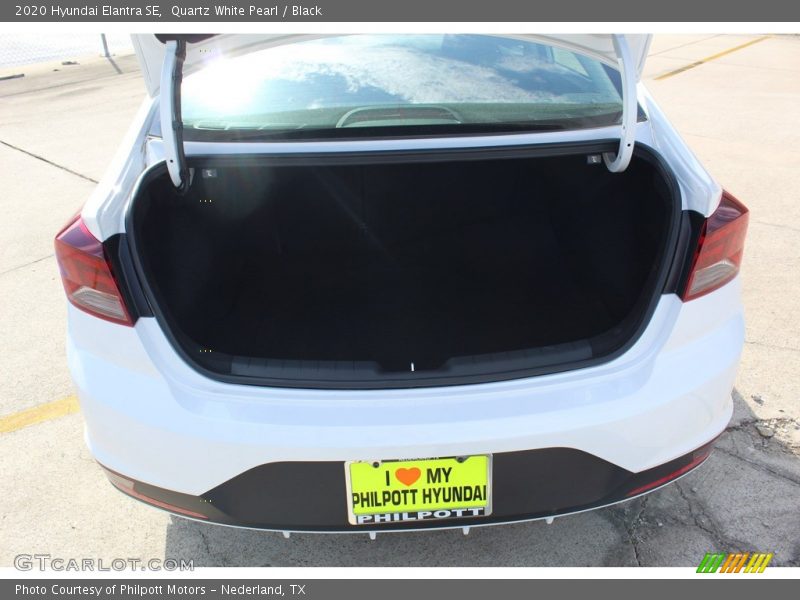 Quartz White Pearl / Black 2020 Hyundai Elantra SE