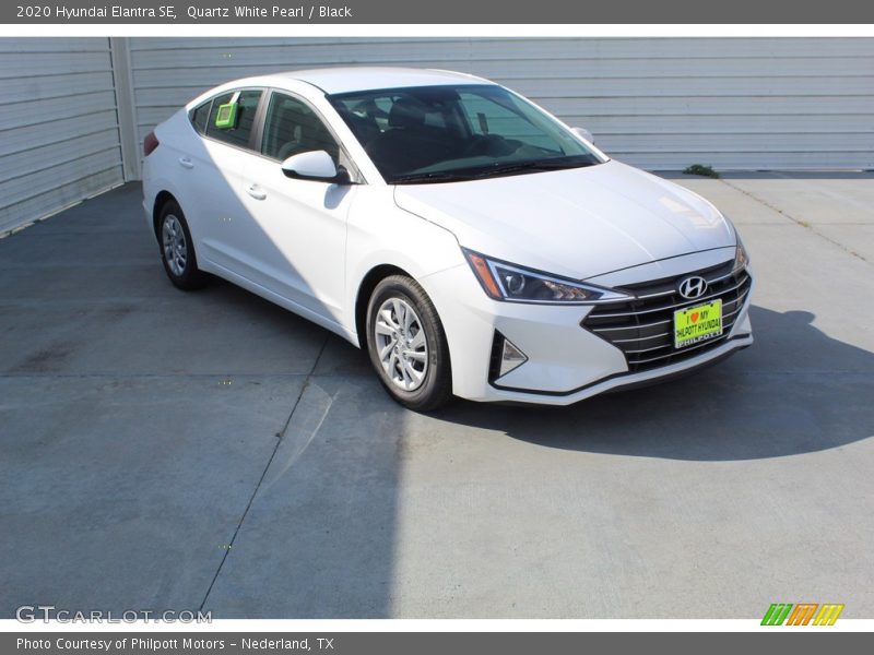 Quartz White Pearl / Black 2020 Hyundai Elantra SE