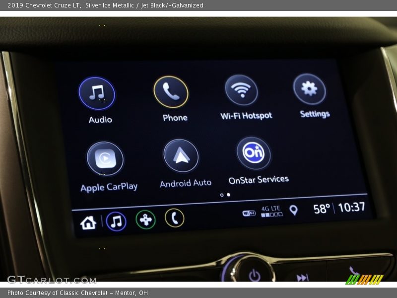 Silver Ice Metallic / Jet Black/­Galvanized 2019 Chevrolet Cruze LT