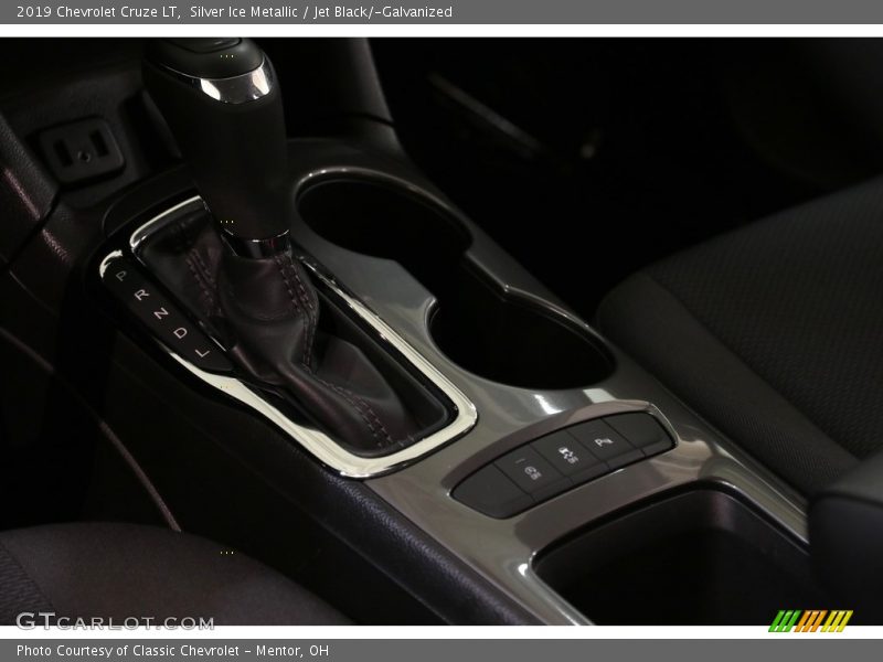 Silver Ice Metallic / Jet Black/­Galvanized 2019 Chevrolet Cruze LT