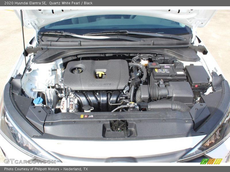 Quartz White Pearl / Black 2020 Hyundai Elantra SE