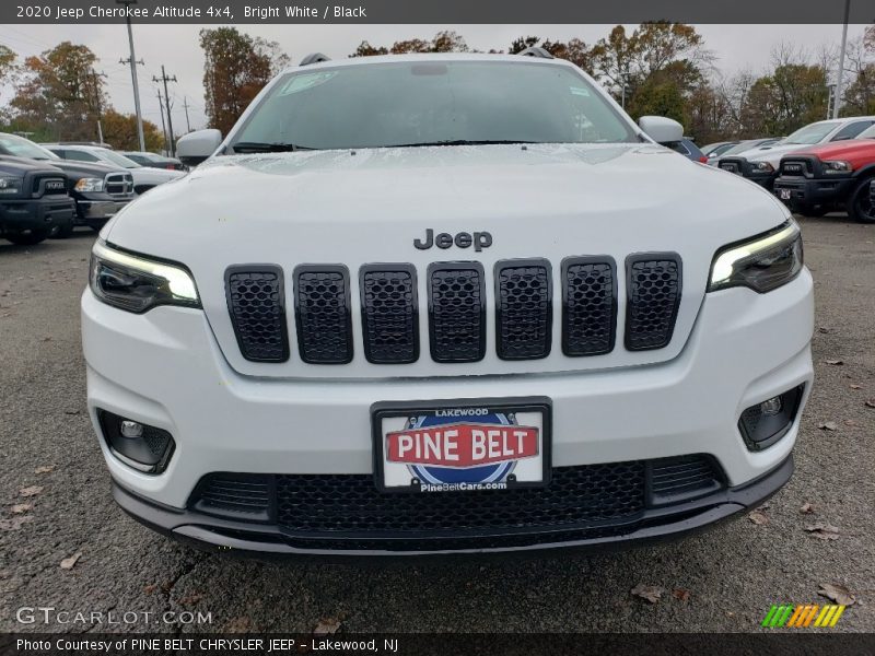 Bright White / Black 2020 Jeep Cherokee Altitude 4x4