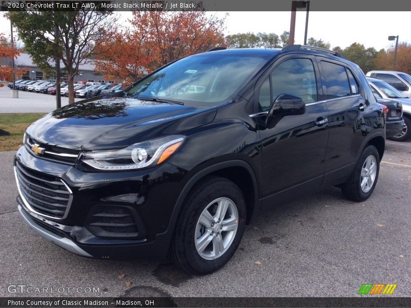 Mosaic Black Metallic / Jet Black 2020 Chevrolet Trax LT AWD