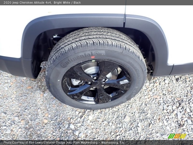 Bright White / Black 2020 Jeep Cherokee Altitude 4x4