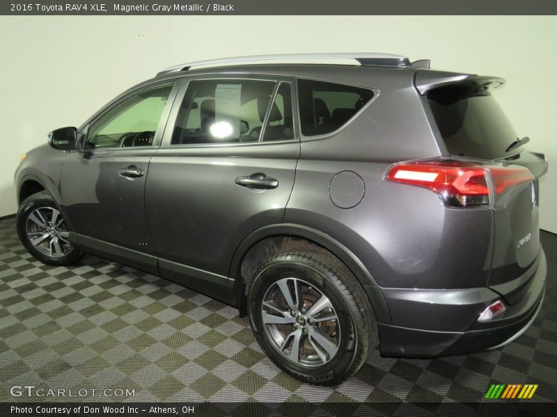 Magnetic Gray Metallic / Black 2016 Toyota RAV4 XLE