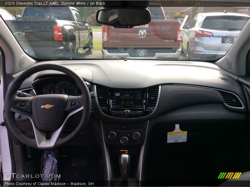 Summit White / Jet Black 2020 Chevrolet Trax LT AWD