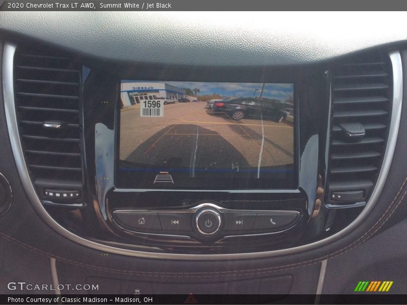 Summit White / Jet Black 2020 Chevrolet Trax LT AWD