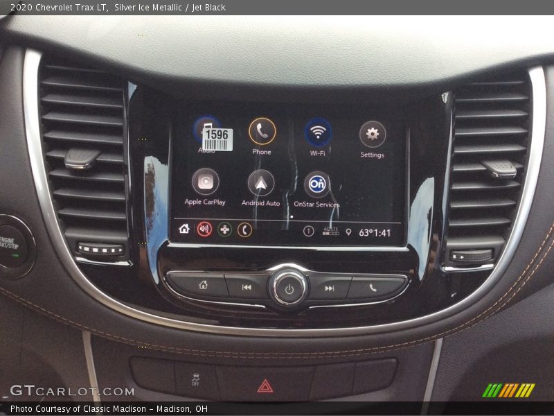 Silver Ice Metallic / Jet Black 2020 Chevrolet Trax LT