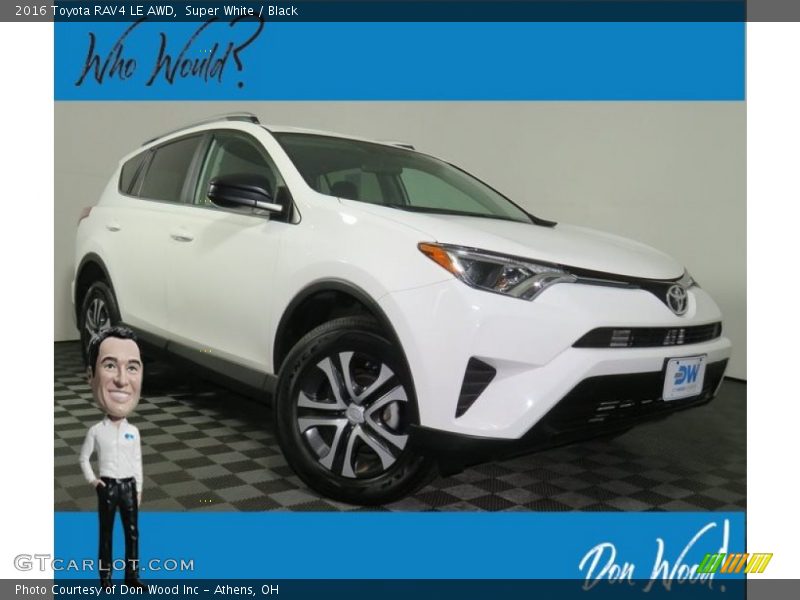 Super White / Black 2016 Toyota RAV4 LE AWD