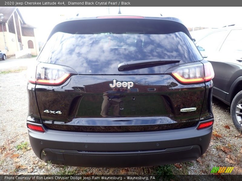 Diamond Black Crystal Pearl / Black 2020 Jeep Cherokee Latitude 4x4