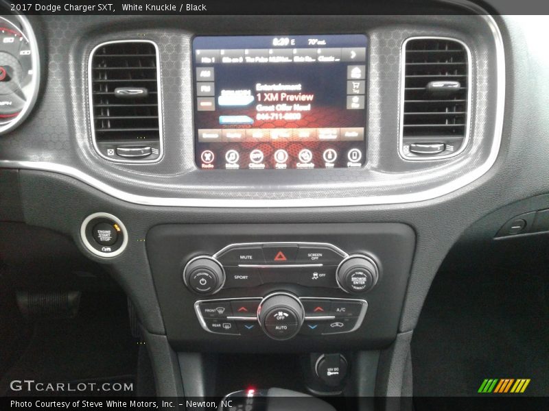 White Knuckle / Black 2017 Dodge Charger SXT