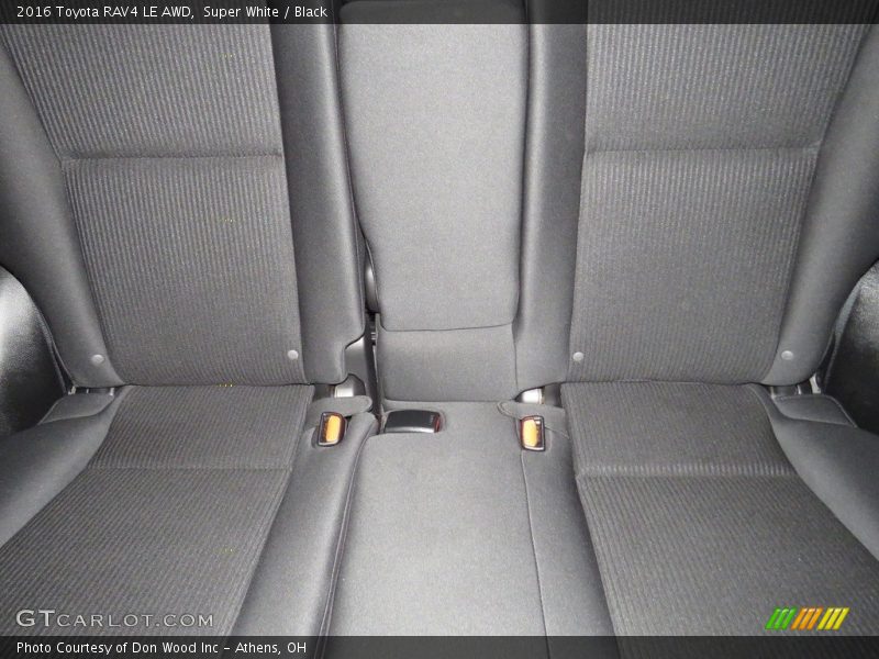 Super White / Black 2016 Toyota RAV4 LE AWD