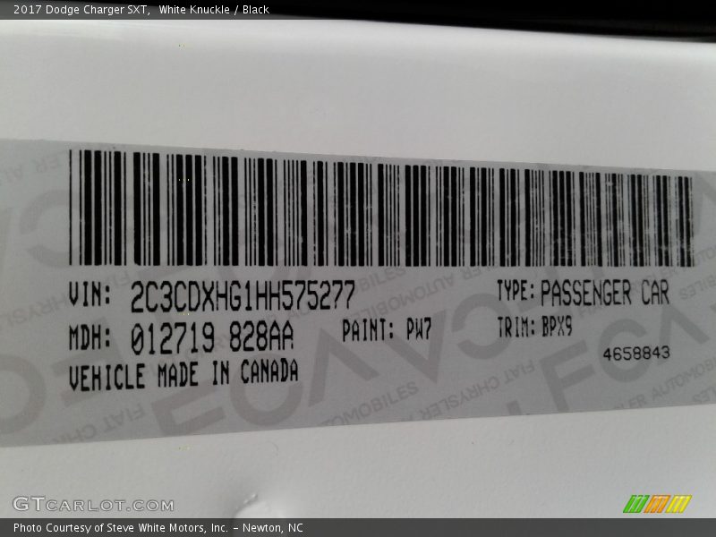 White Knuckle / Black 2017 Dodge Charger SXT