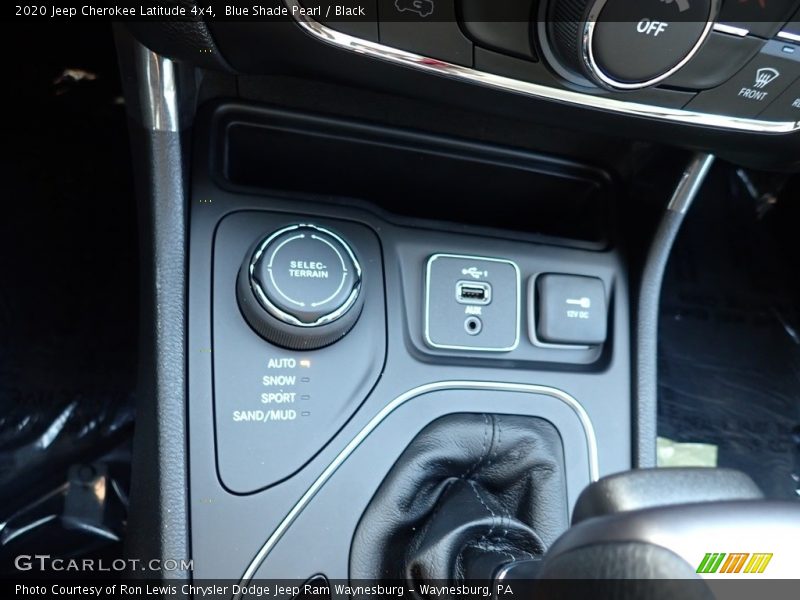 Blue Shade Pearl / Black 2020 Jeep Cherokee Latitude 4x4