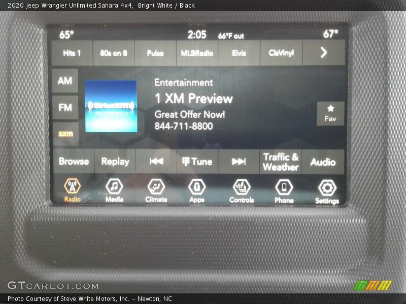 Bright White / Black 2020 Jeep Wrangler Unlimited Sahara 4x4