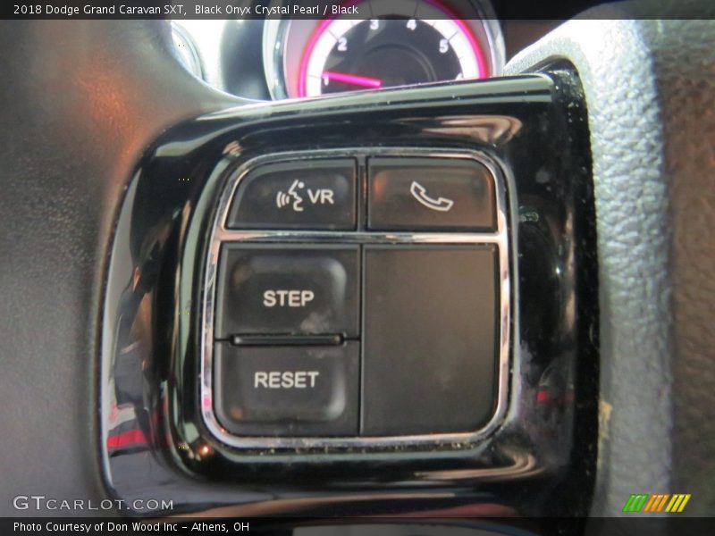 Black Onyx Crystal Pearl / Black 2018 Dodge Grand Caravan SXT