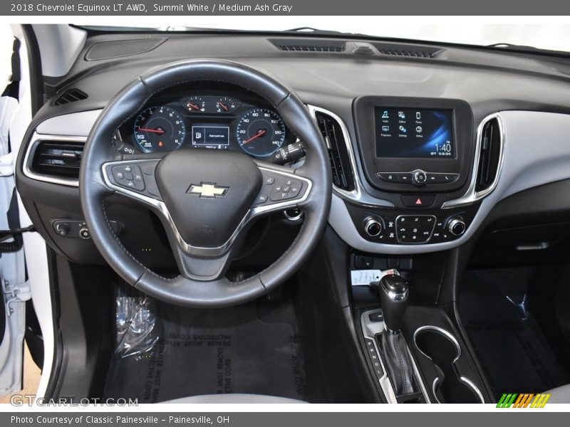 Summit White / Medium Ash Gray 2018 Chevrolet Equinox LT AWD