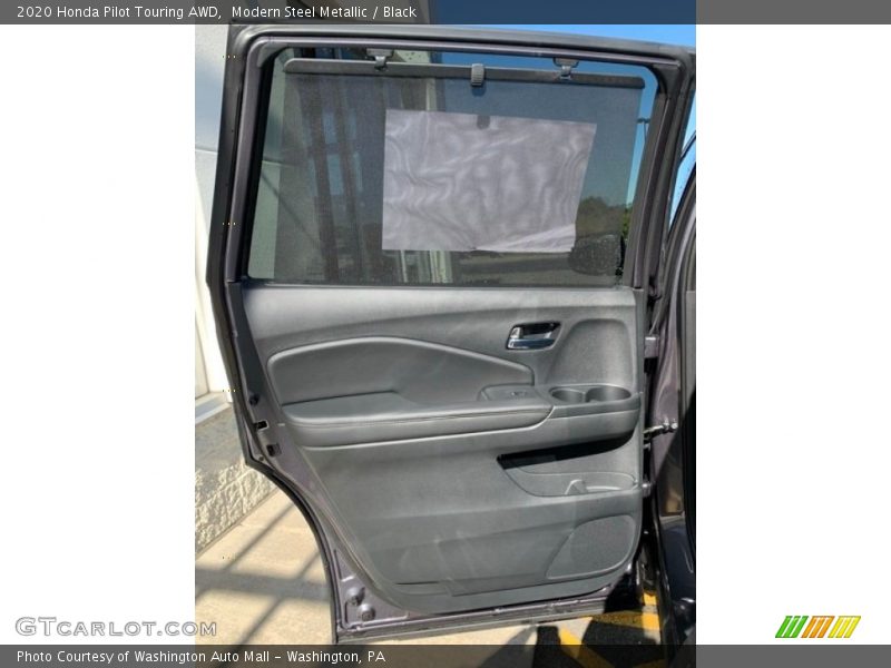 Door Panel of 2020 Pilot Touring AWD