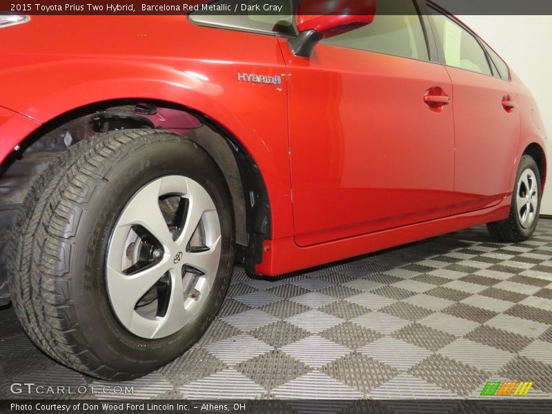 Barcelona Red Metallic / Dark Gray 2015 Toyota Prius Two Hybrid