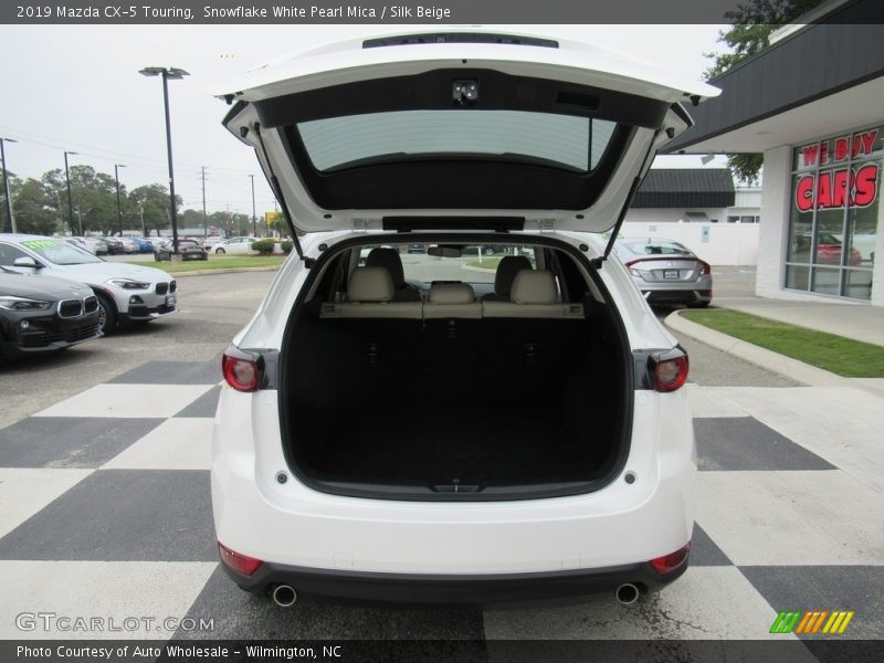 Snowflake White Pearl Mica / Silk Beige 2019 Mazda CX-5 Touring
