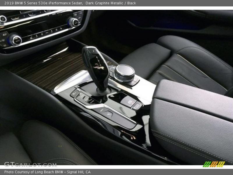Dark Graphite Metallic / Black 2019 BMW 5 Series 530e iPerformance Sedan