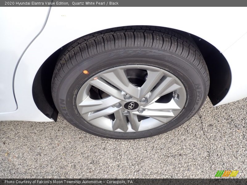 Quartz White Pearl / Black 2020 Hyundai Elantra Value Edition