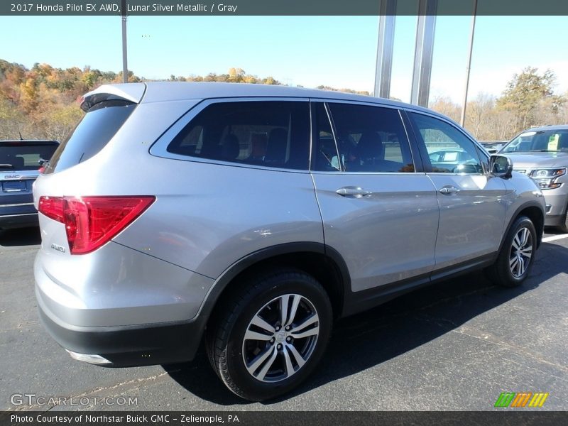 Lunar Silver Metallic / Gray 2017 Honda Pilot EX AWD