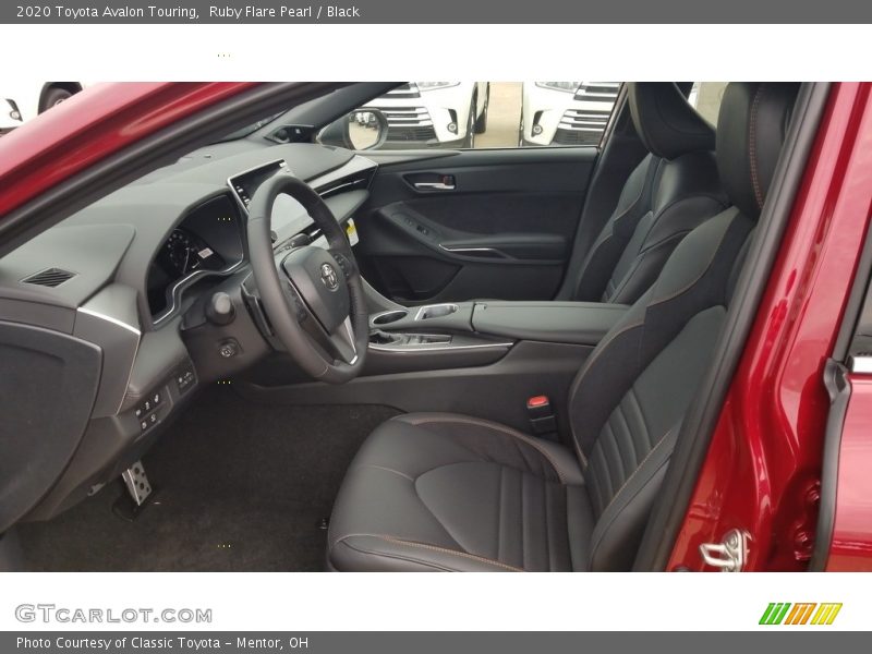  2020 Avalon Touring Black Interior