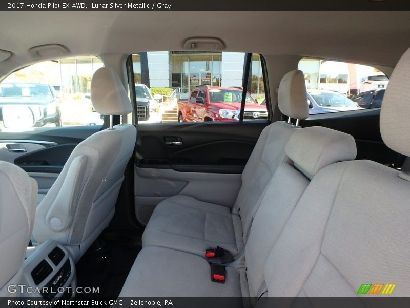 Lunar Silver Metallic / Gray 2017 Honda Pilot EX AWD