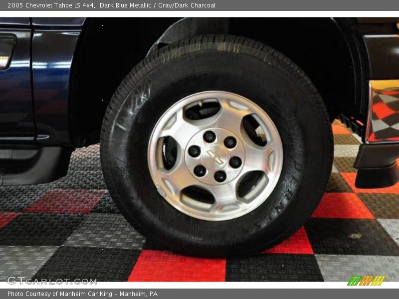 Dark Blue Metallic / Gray/Dark Charcoal 2005 Chevrolet Tahoe LS 4x4