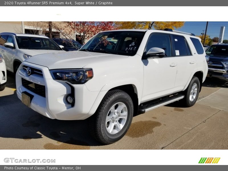 Super White / Graphite 2020 Toyota 4Runner SR5 Premium 4x4