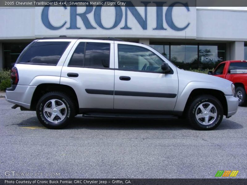 Silverstone Metallic / Light Gray 2005 Chevrolet TrailBlazer LS 4x4