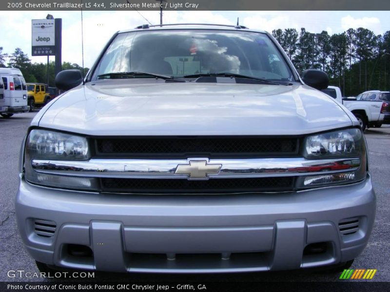 Silverstone Metallic / Light Gray 2005 Chevrolet TrailBlazer LS 4x4