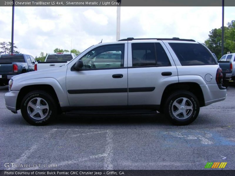 Silverstone Metallic / Light Gray 2005 Chevrolet TrailBlazer LS 4x4