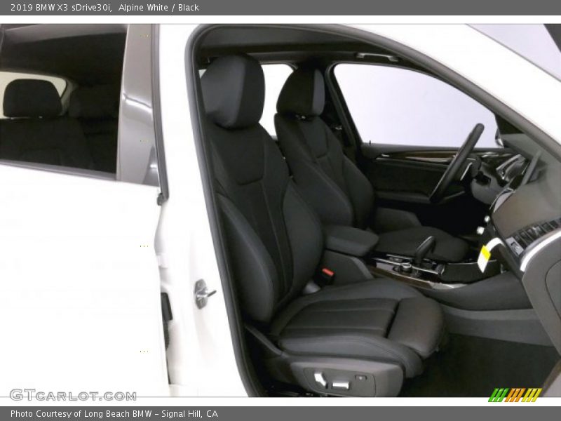 Alpine White / Black 2019 BMW X3 sDrive30i