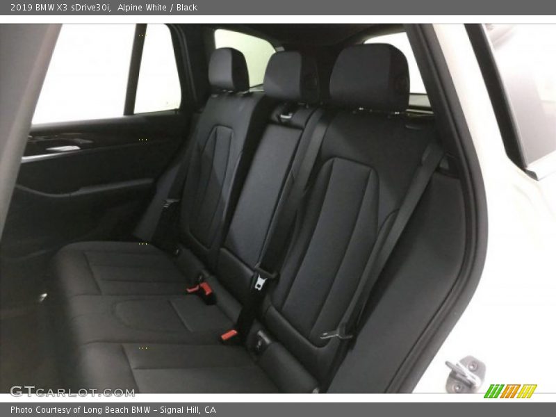 Alpine White / Black 2019 BMW X3 sDrive30i