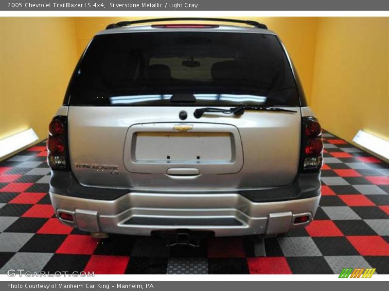 Silverstone Metallic / Light Gray 2005 Chevrolet TrailBlazer LS 4x4