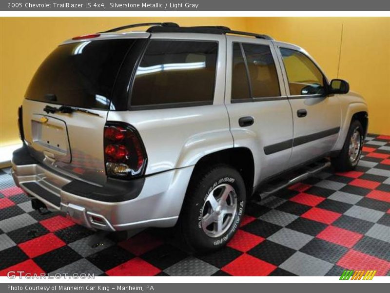 Silverstone Metallic / Light Gray 2005 Chevrolet TrailBlazer LS 4x4