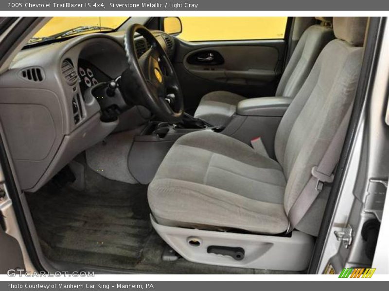 Silverstone Metallic / Light Gray 2005 Chevrolet TrailBlazer LS 4x4