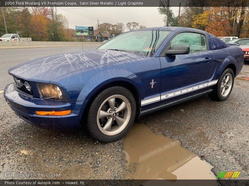 Satin Silver Metallic / Light Graphite 2006 Ford Mustang V6 Premium Coupe