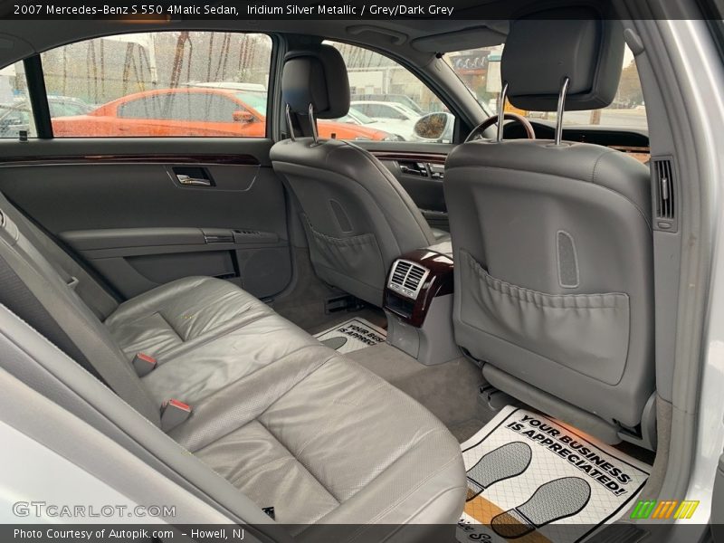Iridium Silver Metallic / Grey/Dark Grey 2007 Mercedes-Benz S 550 4Matic Sedan