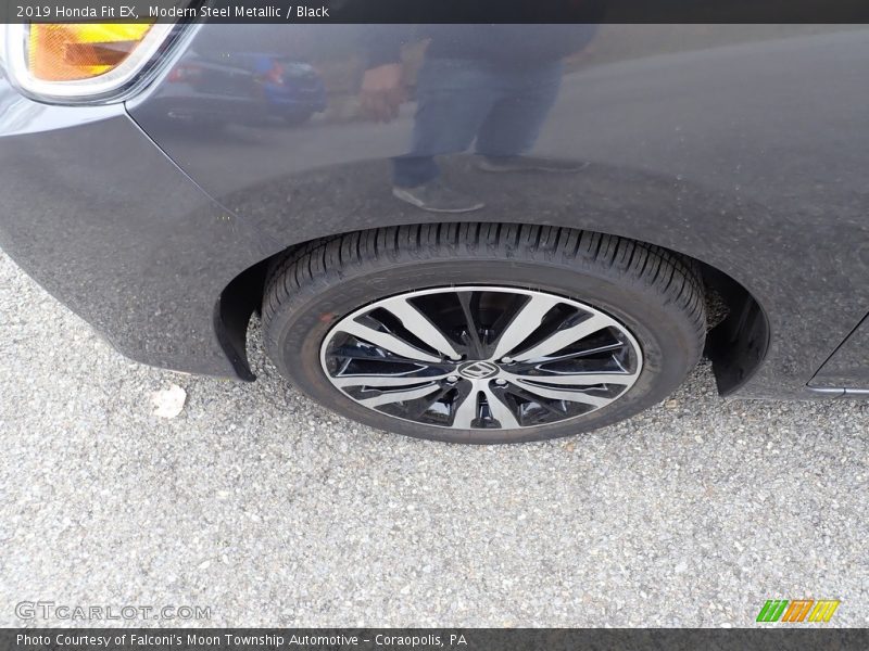 Modern Steel Metallic / Black 2019 Honda Fit EX