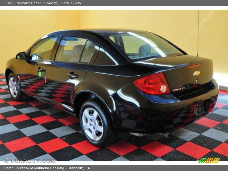Black / Gray 2007 Chevrolet Cobalt LS Sedan