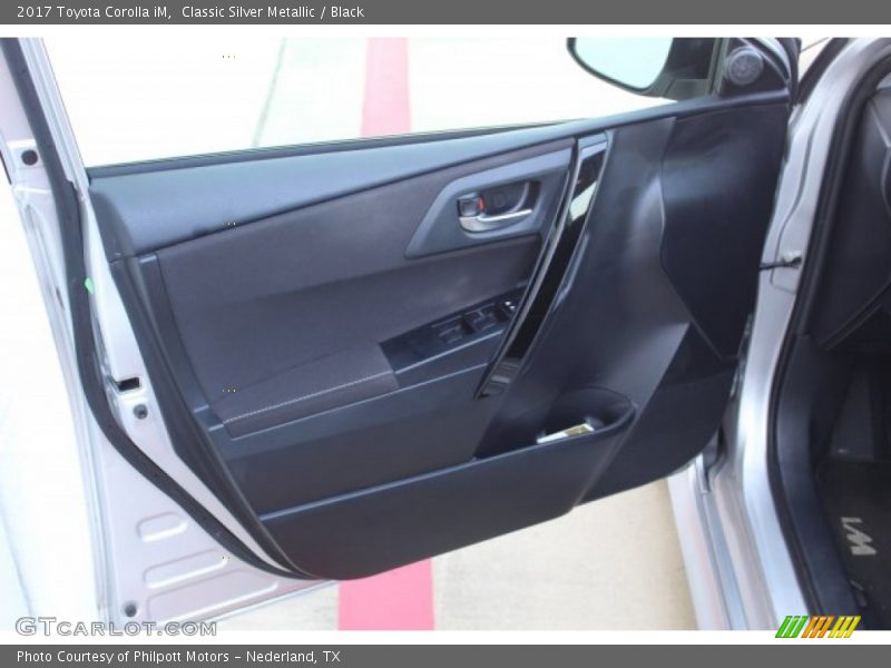 Classic Silver Metallic / Black 2017 Toyota Corolla iM
