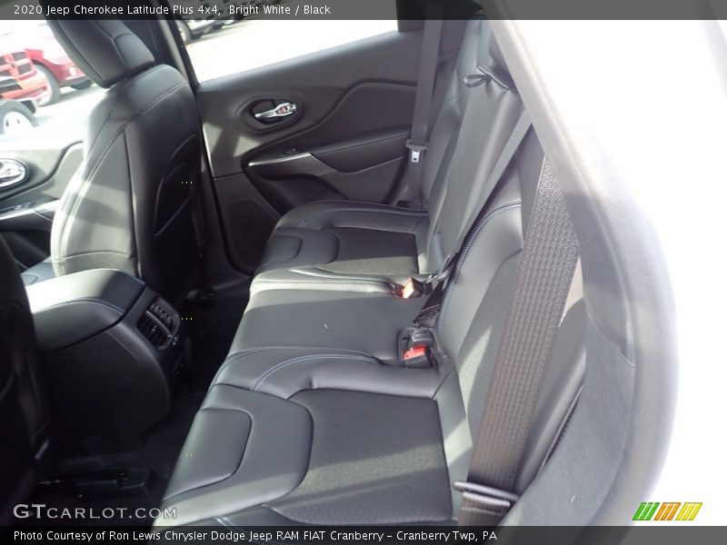 Bright White / Black 2020 Jeep Cherokee Latitude Plus 4x4