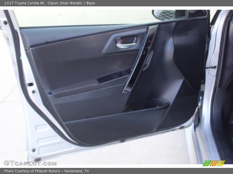 Classic Silver Metallic / Black 2017 Toyota Corolla iM