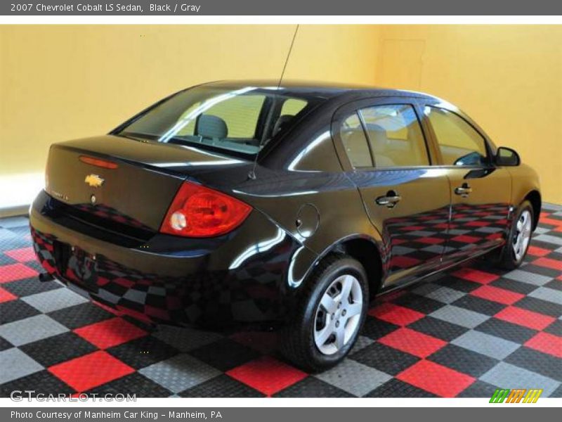 Black / Gray 2007 Chevrolet Cobalt LS Sedan